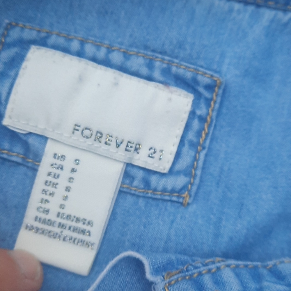 Forever 21 button down - Picture 2 of 9